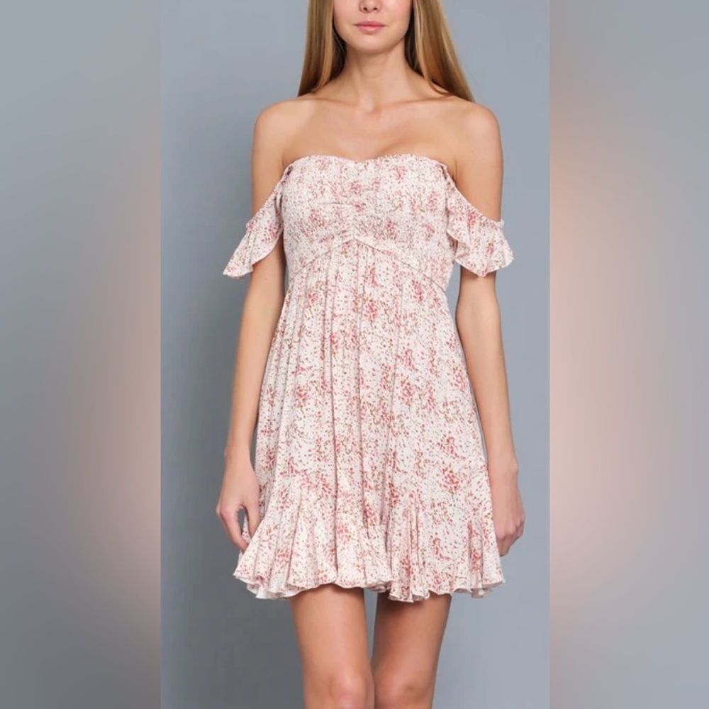 Aakaa Women's Light Pink Floral Mini Dress